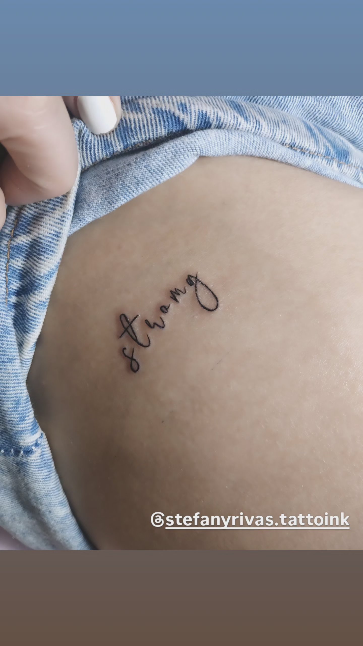Caligrafía script